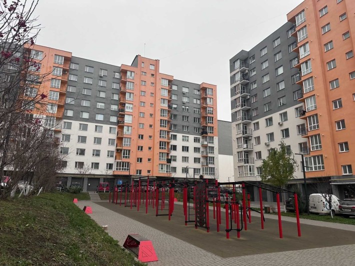 Продається 2-кімнатна квартира в ЖК Сімейний комфорт - фото 1