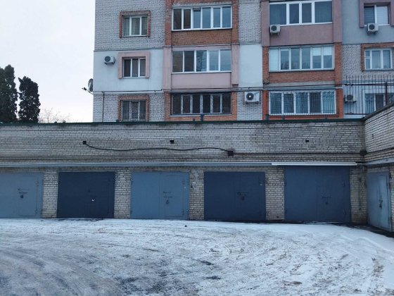 Продається капітальний гараж