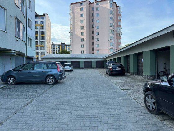 Продаж гаража площею 19,2 м.кв. в спальному районі Івано-Франківська Ивано-Франковск
