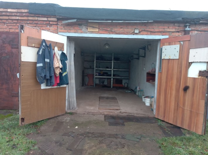 Гараж ухоженный. - фото 1