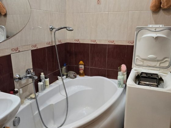 Продам просторную 2-х комнатную квартиру, Левобережный-3 Дніпро