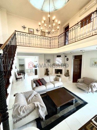 Лондонська атмосфера у центрі Дніпра! - фото 1