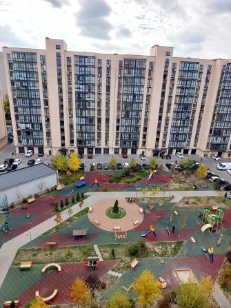 Продам квартиру  69 м2, у ЖК River Park - фото 1