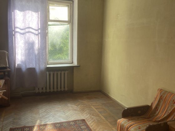 Продам 2-х кім.кв.,Сталінку в центрі Житомир