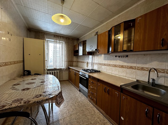 Продаж 3-х кімнатної квартири в районі Глобала - фото 1