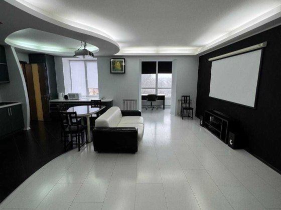 Продам 2-к квартиру у цегляному будинку  з евроремонтом та меблями Дніпро