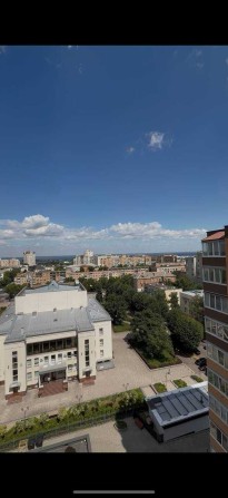 Панорамні вікна! 3-кімнатна квартира ЖК "Резиденція", 106.8 кв. м. - фото 1