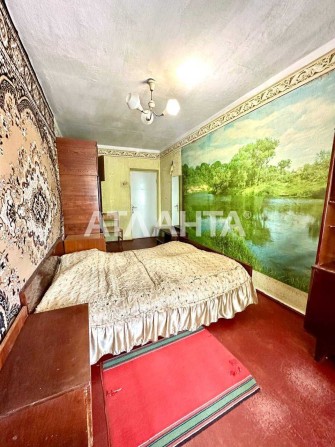 3 кімнатна квартира, Центр, Не кутова, Середній поверх - фото 1