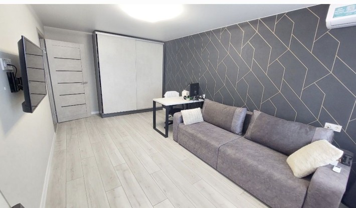 Продам 1к квартиру на Красном Камне! - фото 1