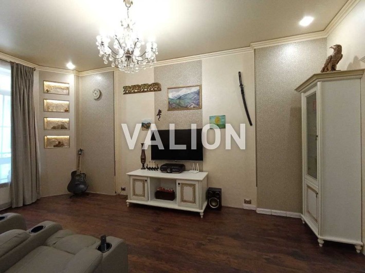 БЕЗ %! Продаж 2-к квартири на Подолі,  Воздвиженка, вул. Дегтярна, 8 - фото 1