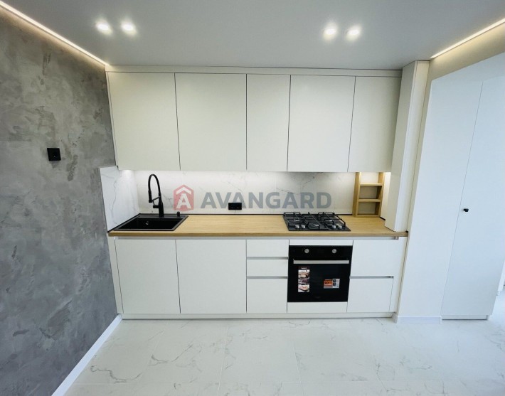 Преміум 1-кімнатна з ремонтом в ЖК «Лагуна» — Митниця All Inclusive - фото 1