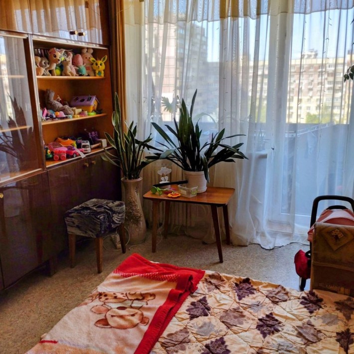 Продам 3К кв Правый берег - Красный Камень - Покровский - Парус -Центр - фото 1