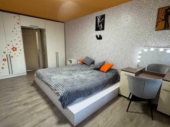 ПРОДАМ 4 кімнатну квартиру Донецьке шосе 116 Днепр