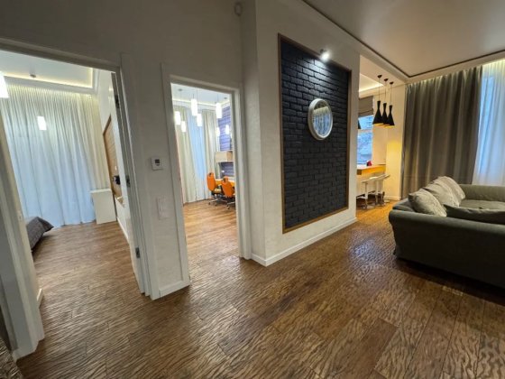 Продається 2 к квартир в Центрі Днепр