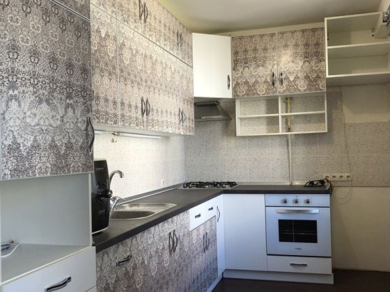 Продаж 2кмн кв + студія. Світло не вим.  є відновлення. Старобілоуська Чернигов