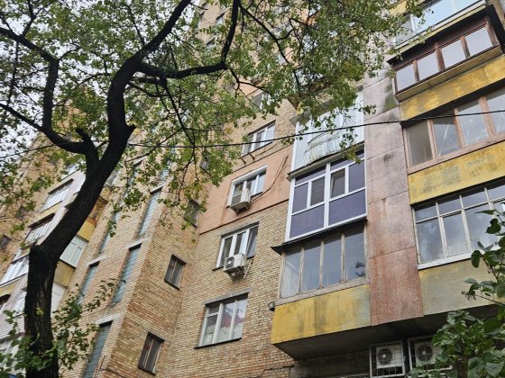 Продаж  2-3 кімнатна квартира вул.Алмазова,14 82м метро Печерська Київ