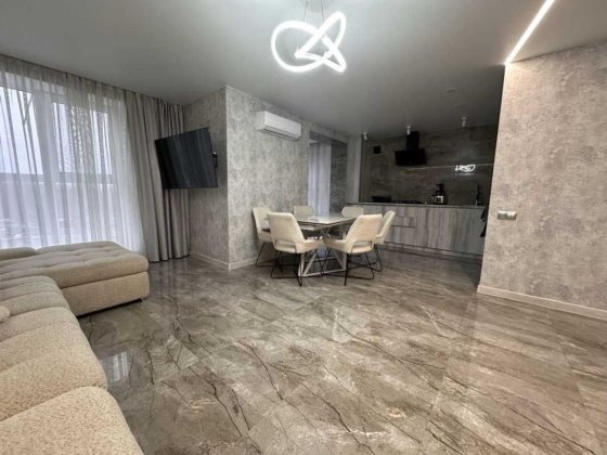 3-х кімнатна квартира в ЖК, 563194 Черкассы