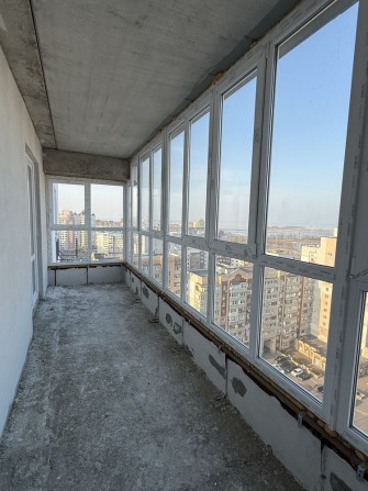 Новобудова, продаж квартири 2-х кім. з видом на річку Дніпро - фото 1