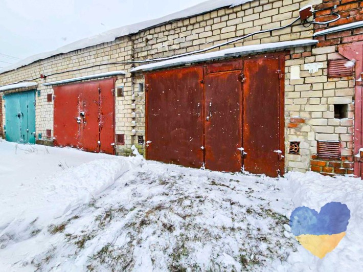 Продам гараж в АК39 на початку кооперативу (Обл. лікарня) - фото 1