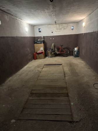 Гараж у гаражному кооперативі «Космос»  вул.Антона Головатого 235 - фото 1