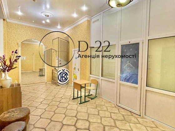 Продаж квартири Печерськ, бульвар Дружби народів, 13 (М. Міхновського) Киев