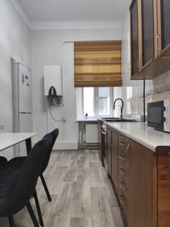 Продаж 2к Цунтр ЦУМ Сталінка - фото 1