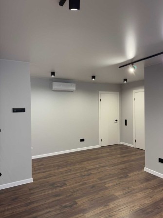 Продам 2 кiм.квартиру в новобудовi по вул .Козацька 9a - фото 1