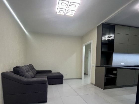 3 кімнатна кв.  Автономне газове опалення. Ремонт Винница