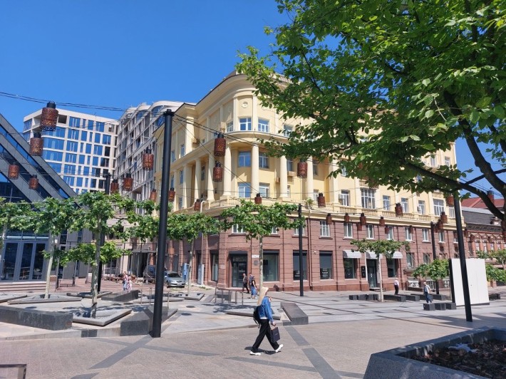 Продаю 3х комн. Сталинка. Центр центра города.ул.Первозвановская 2 - фото 1