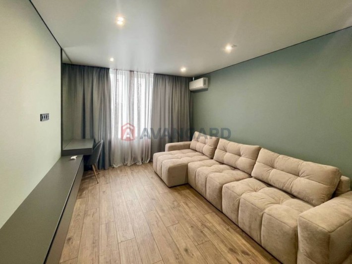 Стильна 2-кім. квартира з євроремонтом! Центр! - фото 1