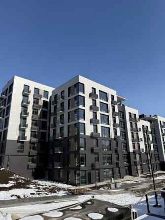 Продам квартиру  с автономным газовым отоплением , рядом Центр - фото 1