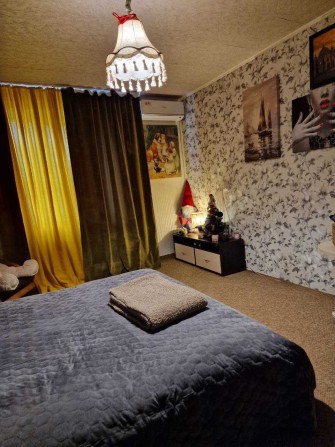 Продам 2-комнатную квартиру в КИРПИЧНОЙ высотке - фото 1