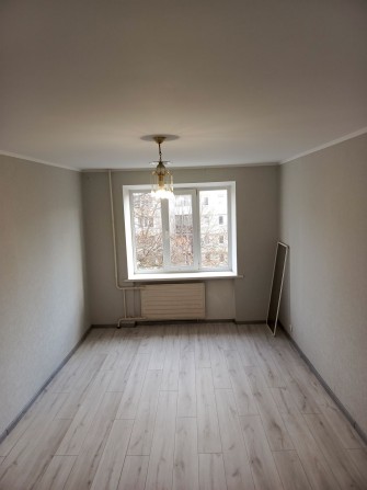 Кімнату з новим ремонтом вул.Самоквасова - фото 1