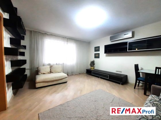 3к квартира, 79 м2, ремонт, меблі,  вул. Кадетський Гай, 7 Київ