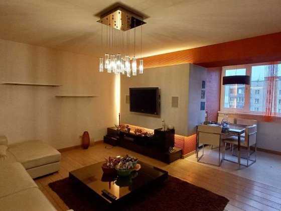 Продам 3 кімн квартиру пр. Левка Лук'яненка 70 Чернигов