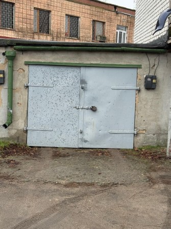 Продаю гараж в Центре. Район  Центрального рынка. - фото 1