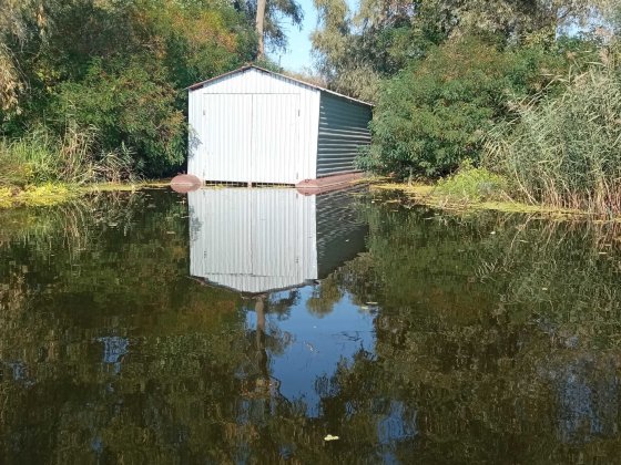 Гараж под лодку, катер .