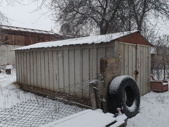 Продам металевий гараж біля Варшавського ринку по вул. Карпенка-Карого Рованці