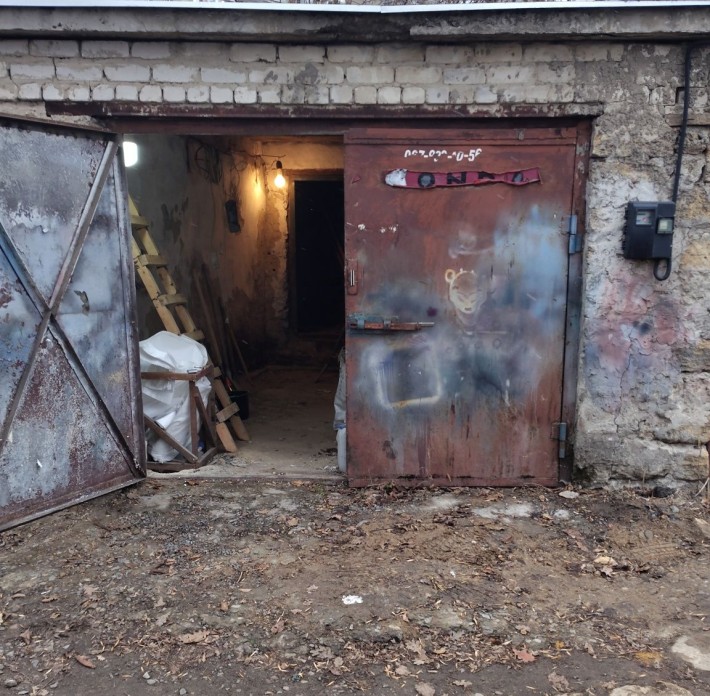 Гараж каменый а/с 34 Москвич - фото 1