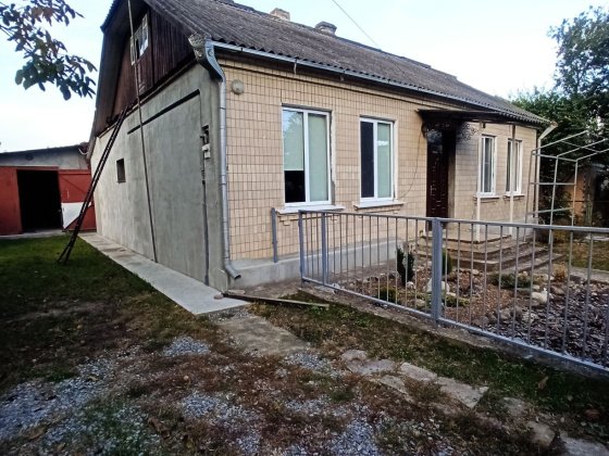 Здається в оренду частина будинку 6000 ,або 8000.Селище Смірнова, р шк Каменец-Подольский