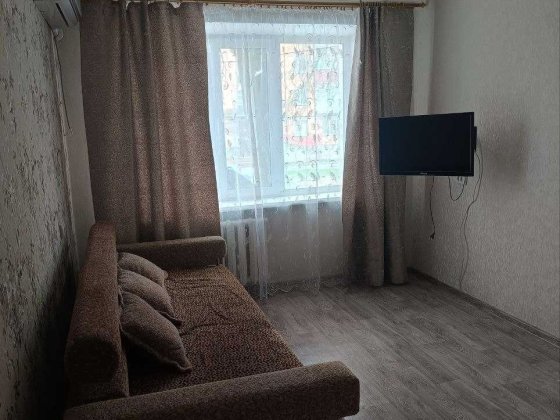 3-х кімнатна квартира в центрі Лубни