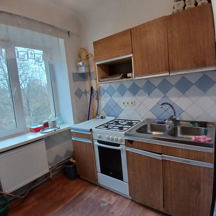 Оренда кімнати для дівчат центр,Бандери - фото 1