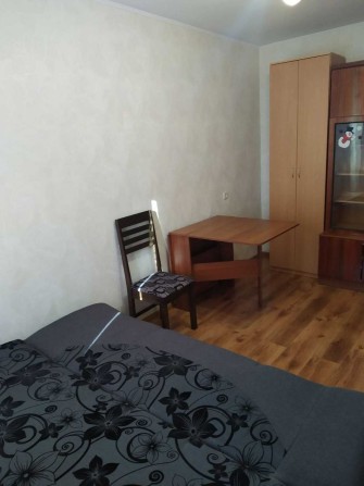 Здам в оренду кімнату для дівчини надовго 15 хвилин від центру - фото 1