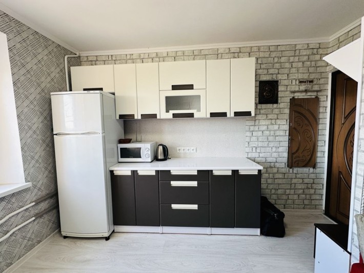 Оренда кімнати у гуртожитку - фото 1