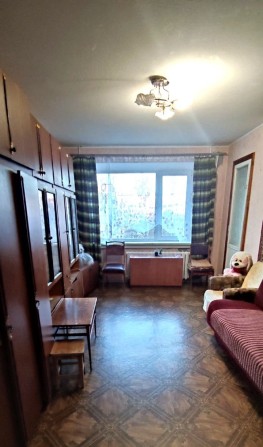 Здається затишна кімната з балконом в 3й кварт.з комунальними. - фото 1