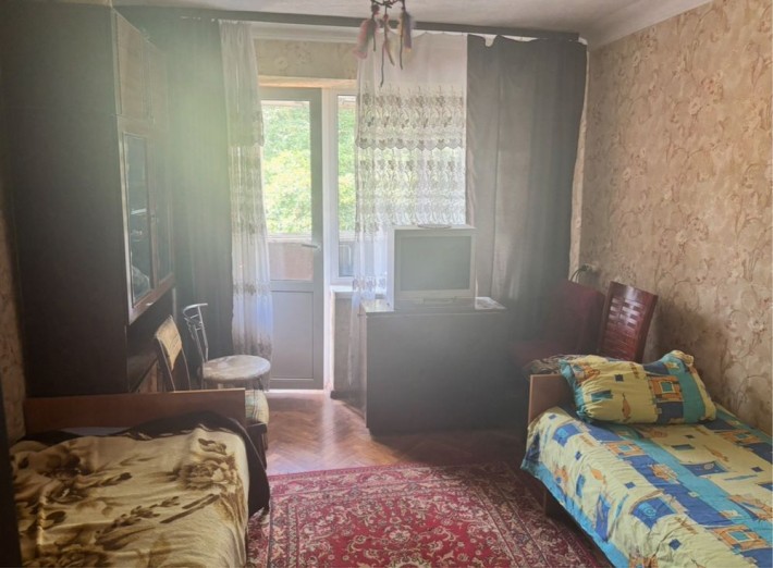 Здається місце в кімнаті 2500 - фото 1