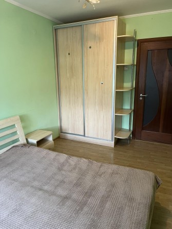 Окрема кімната в 2 кімн квартирі для дівчини - фото 1