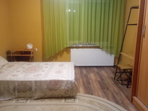 Здаєтсься 1  окрема кімната для дівчинки,на підселення вул.Бородина Ужгород