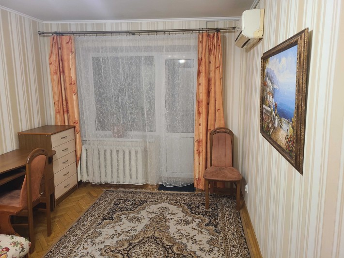 Сдам комнату Киев Печерск метро Дружбы здам кімнату не дорого ИБП ГАЗ - фото 1