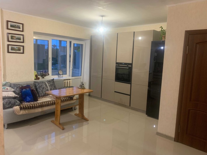 Здам Частину квартири. ЕВРОремонт. Рн ЦЕНТР. 4999 за все - фото 1